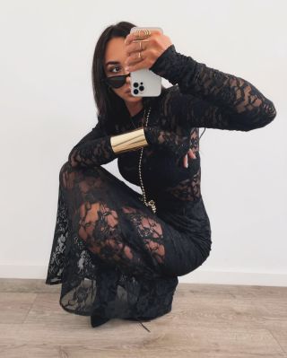 Sukňa skladom v 4 veľkostiach 🐈‍⬛ S kódom SCARY zľava 20%!