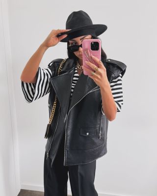 Vestu v 3 farbách kúpiš so zľavou 20 - 25% 🖤