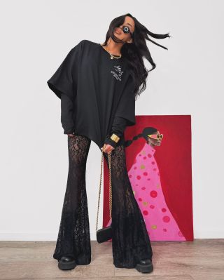 100% bavlnené hrubšie tričko v 2 farbách a nohavice nájdeš na webe v 3 farbách 🖤 Na všetko platí zľava 15% s kódom “24” do...